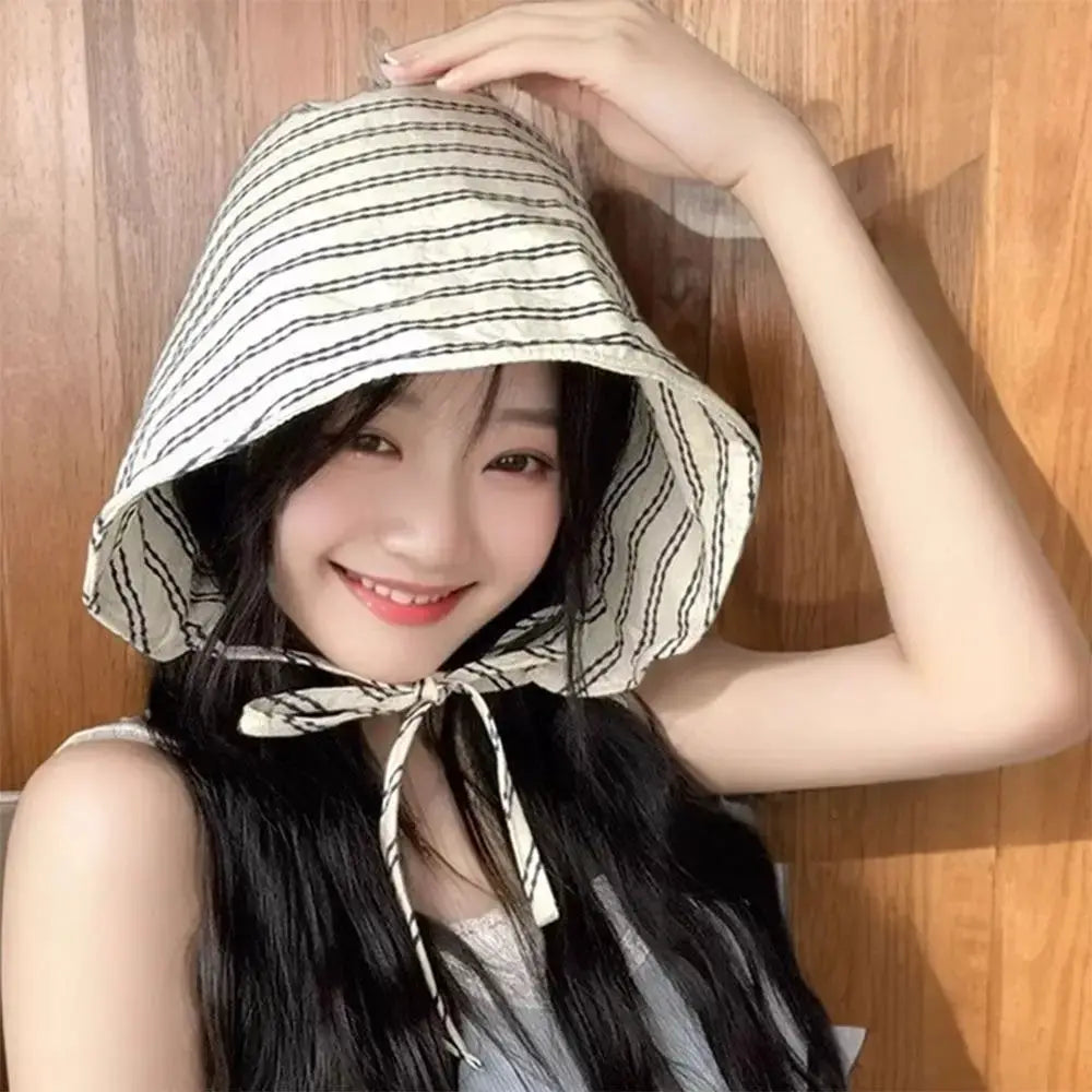 Cartoon Striped Fisherman Hat UV Resistant Sun Shading Bucket Hat Foldable Large Brim Sun Caps Women by White Beach